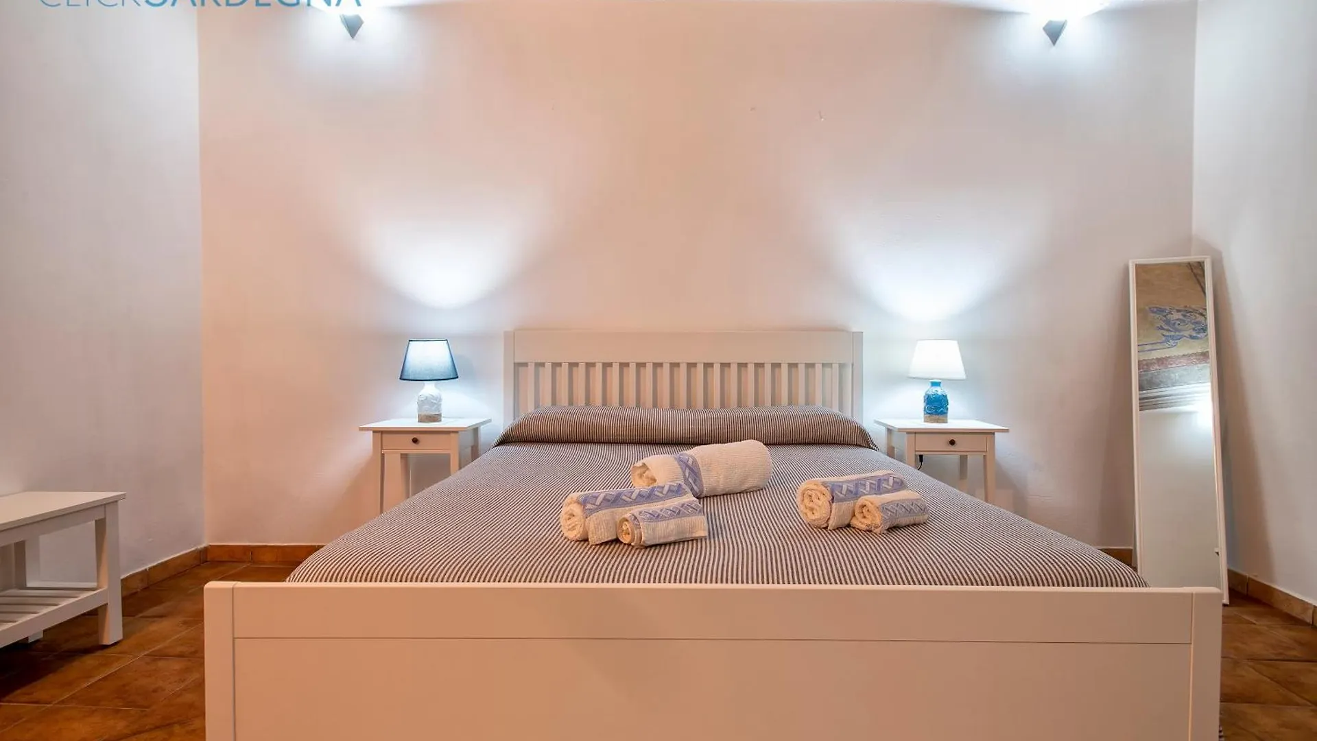 Appartamento Carlo Alberto Apartment, Alghero Old Town, Near The Beach