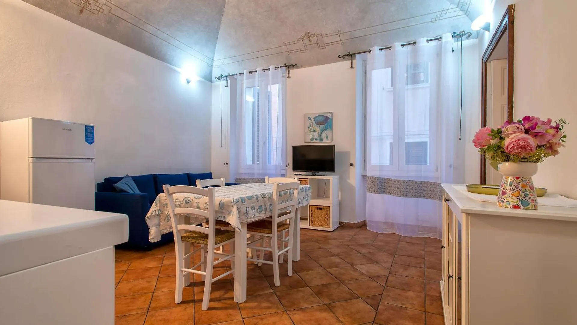 Carlo Alberto Apartment, Alghero Old Town, Near The Beach Italia